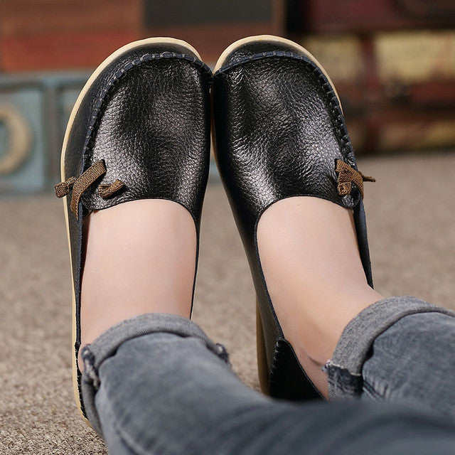 Merkmak Large Size Leather Women Shoes Flats Mother Shoes Girls Lace-up Fashion Casual Shoes Comfortable Breathable Women Flats